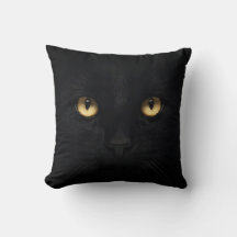 L'oreiller à lancer de chat noir