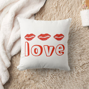 Coussin LOVE Red Lips Lipstick Baiser Valentine's Day Maqu