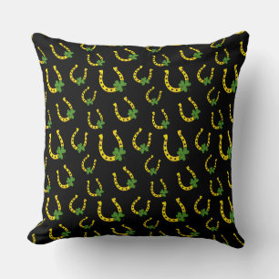 Coussin Lucky Golden Horseshoe avec Shamrock sur noir