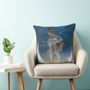 Coussin Luna Goddess at Night Scattering Stars