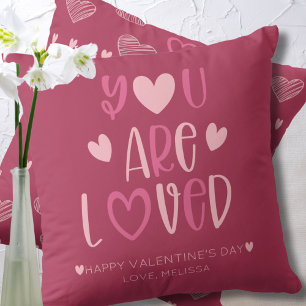 Coussin Magenta Soft Minimaliste Vous êtes adoré Valentine