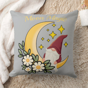 Coussin Magie Lunaire Gnome Mignon sur Fleur de Lune Crois