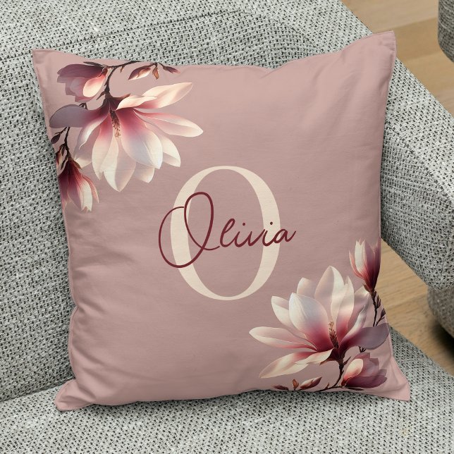 Coussin Magnifique monogramme rose Magnolia  (Créateur téléchargé)