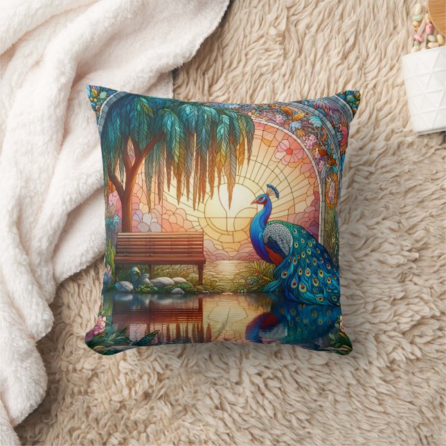 Coussin Majestic Peacock par Reflflexion Pond au coucher d (Couverture)