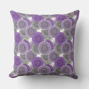 Coussin mandala arabe motif rose violet à l'orientale