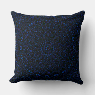 Coussin Mandala Bleu de Cobalt à la Symétrie Intriquée