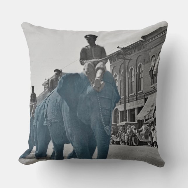 Coussin Marche des Blue Blue Elephants Ca. 1920's circus (Recto)
