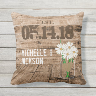 Coussin Mariage Barn Wood Design avec marguerites