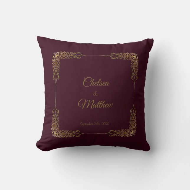 Coussin Mariage Monogram Gold et Burgundy Lace (Recto)