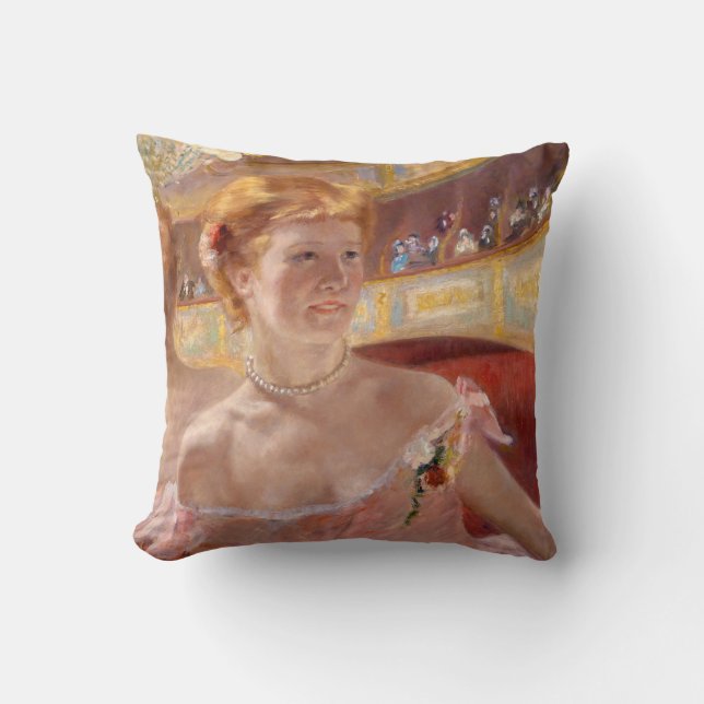 Coussin Mary Cassatt - Femme avec collier de perle dans un (Recto)
