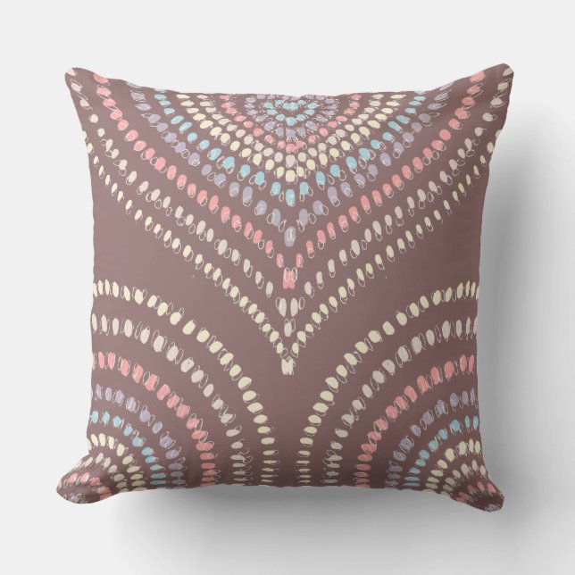 Coussin mauve rose jaune bleu Coeurs concentrés arc-en-cie (Recto)