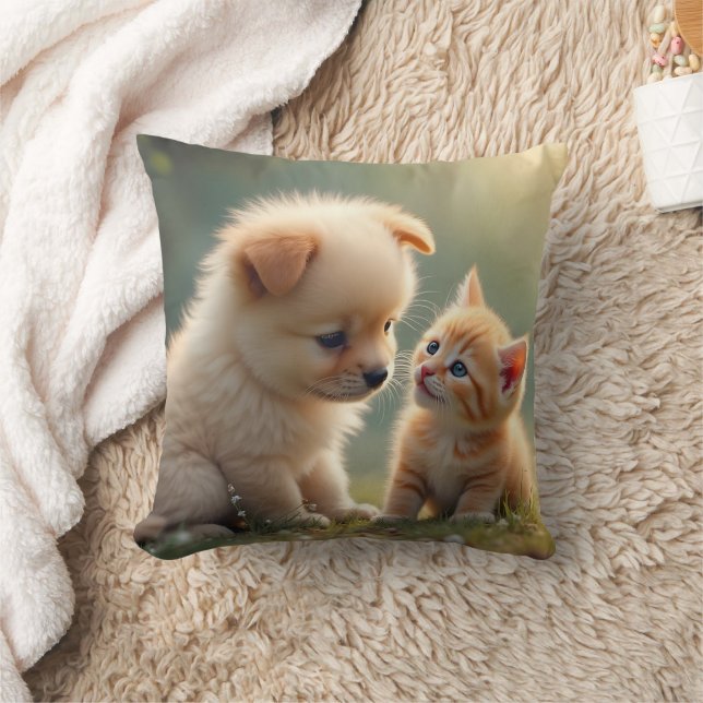Coussin Meilleurs amis - mignon chiot et chaton dans l'her (Couverture)
