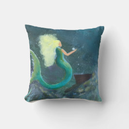 Coussin Mermaid with her pearl cushion throw pillow