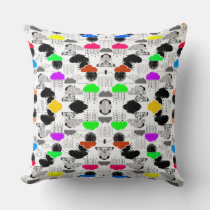 Coussin Mignons nuages colorés motif