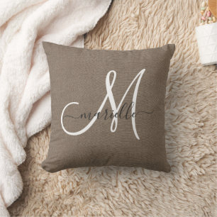 Coussin Minimaliste Monogramme Taupe Faux Lin