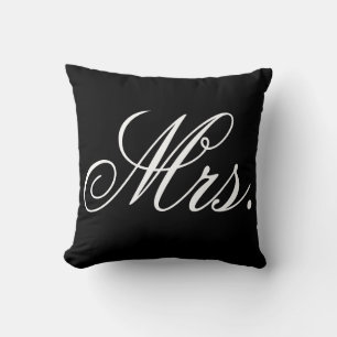 Coussin Mme typographie de jeune mariée noir et blanc