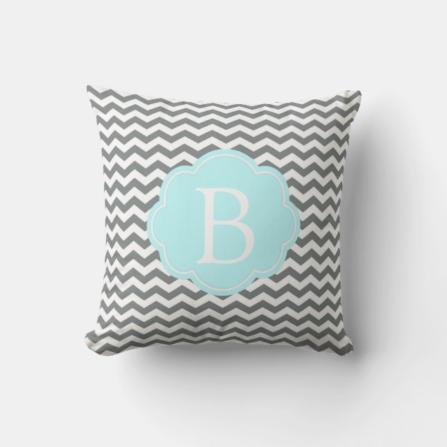Coussin moderne gris, monogramme chevron blanc (Recto)