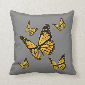 COUSSIN MONARCH BUTTERFLIES MOTIF GRAY ART