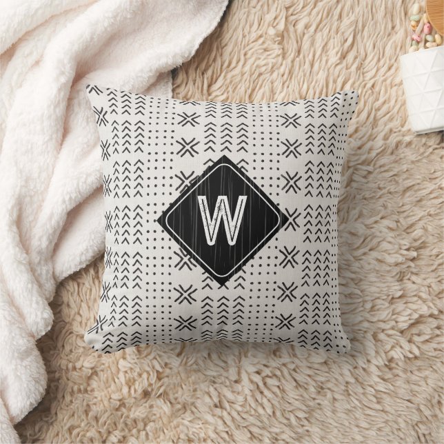 Coussin Monogramme africain en tissu de boue noir géométri (Couverture)