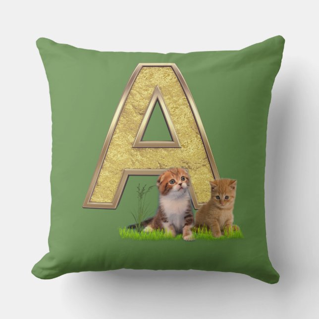 Coussin Monogramme Birthday-Capital -lettre A T-shirt (Recto)