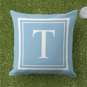 Coussin Monogramme carré cadre blanc bleu ciel classique