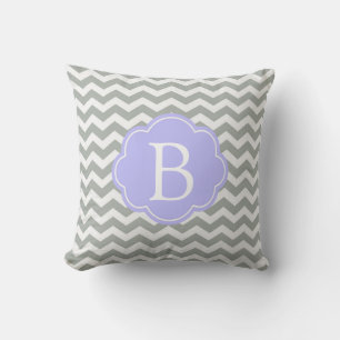 Coussin Monogramme de chevron gris tendance, moderne et él