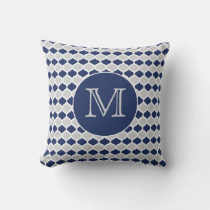 Coussin Monogramme de Quatrefoil bleu et gris