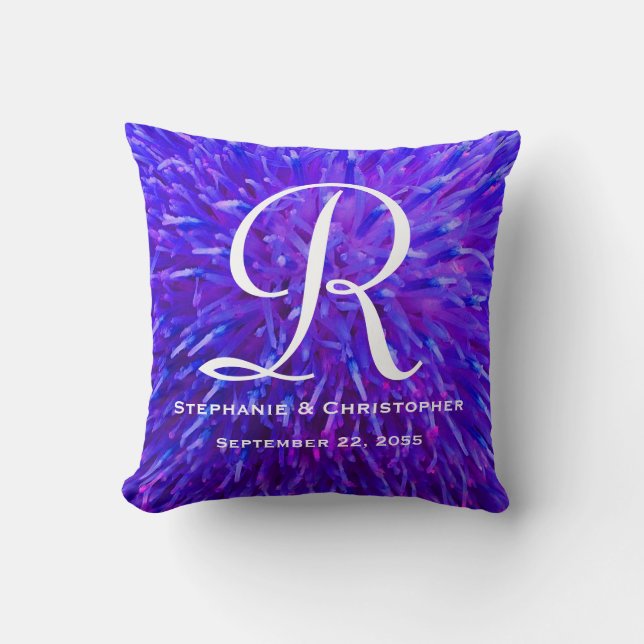 Coussin Monogramme et noms Purple Floral Abstrait (Recto)
