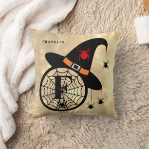 Coussin Monogramme F Halloween Sky Witch Nom des araignées