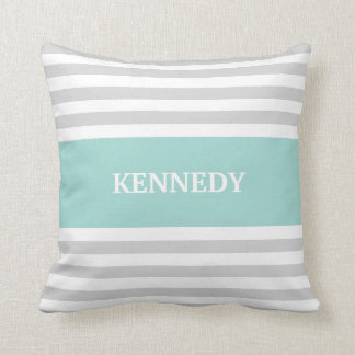 Coussin Monogramme gris de rayures de Teal