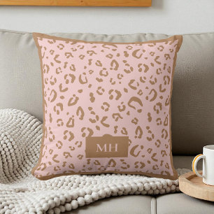 Coussin Monogramme initiales motif léopard rose moderne