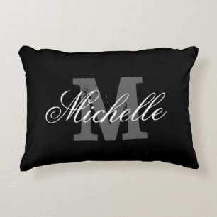 Coussin monogramme noir et blanc personnalisé