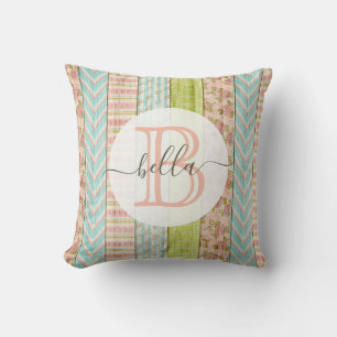 Coussin Monogramme personnalisé avec roses en style shabby