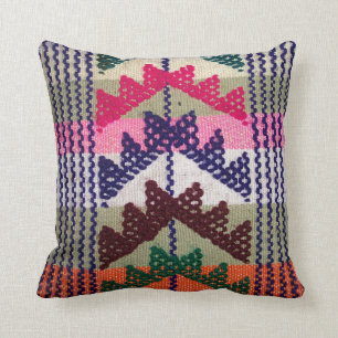 Coussin Motif brodé par cru