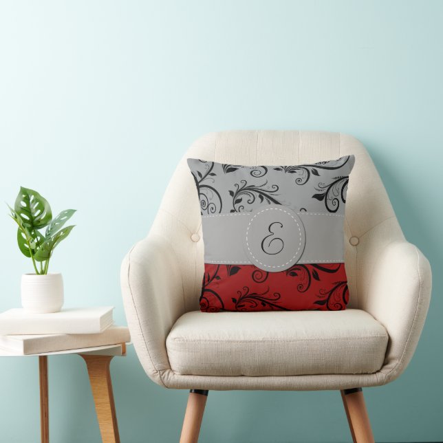 Coussin Motif Damas, Damas Gris, Damas Rouge, Monogramme (Chaise)