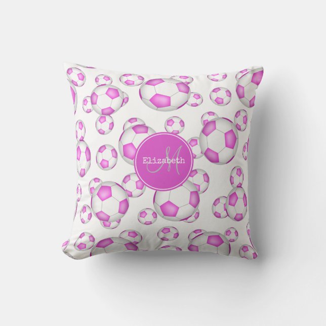 Coussin motif de balles de football blanc et rose girly (Recto)
