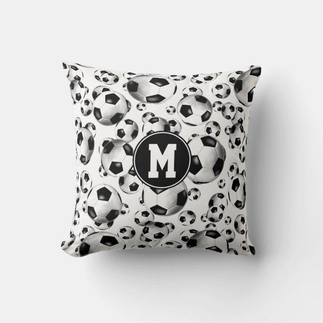 Coussin motif de ballons de football traditionnel look 3D  (Recto)