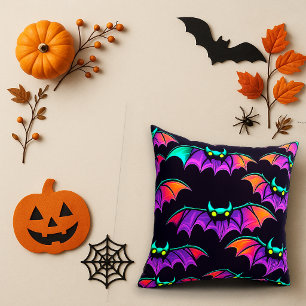 Coussin Motif de chauve-souris volante néon violet effraya