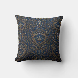 Coussin motif de style royal