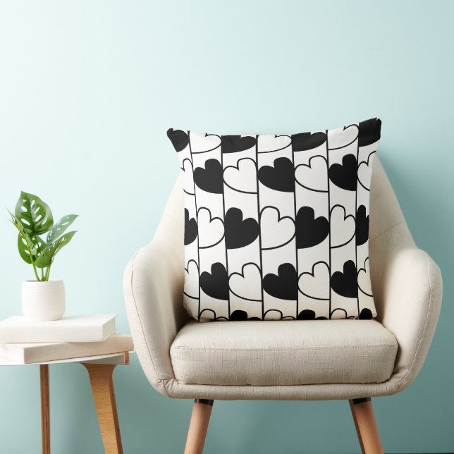 Coussin Motif des rayures de coeur noir et blanc (Chaise)