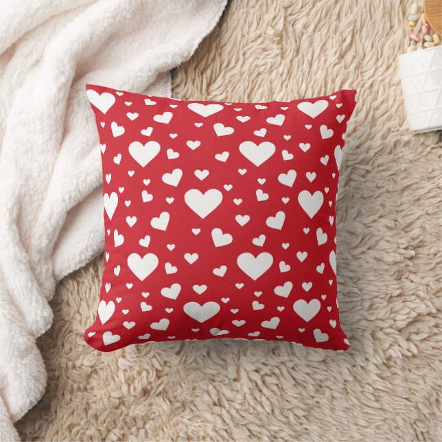 Coussin Motif du coeur blanc sur rouge (Couverture)
