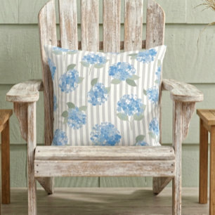 Coussin Motif élégant d'hortensia bleu avec rayure grise 