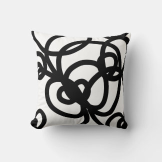 Coussin Motif en dentelle noire