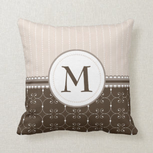 Coussin Motif fait sur commande de monogramme de brun