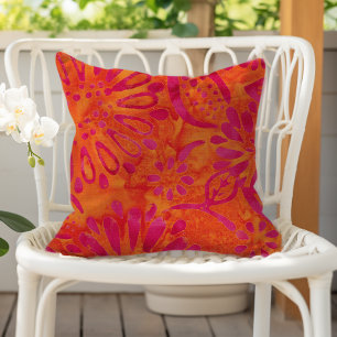 Coussin Motif floral bohème batik rose orange