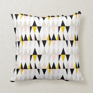 Coussin Motif géométrique fendu de triangle
