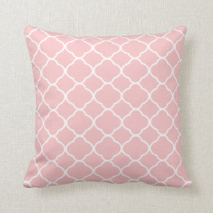 Coussin Motif Quatrefoil blanc rose pâle
