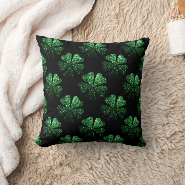 Coussin Motif Shamrock brillant vert foncé sur noir (Couverture)