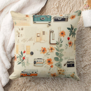 Coussin Motif vintage Floral & Caméra (6)