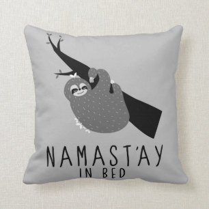 Coussin namast'ay dans la paresse de lit